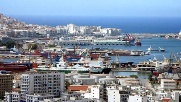 Algérie : prêt chinois de 3,3 milliards de dollars pour la construction du port d’El Hamdania