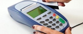 Signature d’une convention pour le paiement électronique dans les agences de la SAA