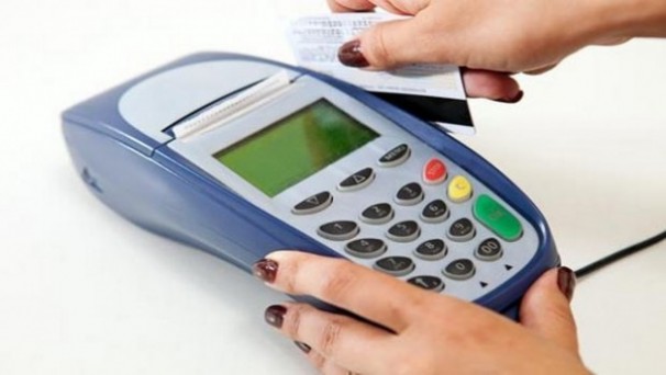 Signature d’une convention pour le paiement électronique dans les agences de la SAA