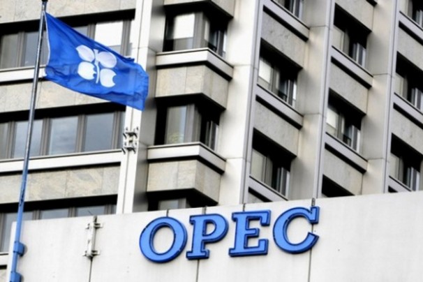OPEP à Alger : le futur cours du pétrole sera déterminé par la croissance de l’économie mondiale 2017/2020