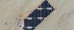 Bouterfa inaugure une centrale solaire de 5 mégawatts à Reggane