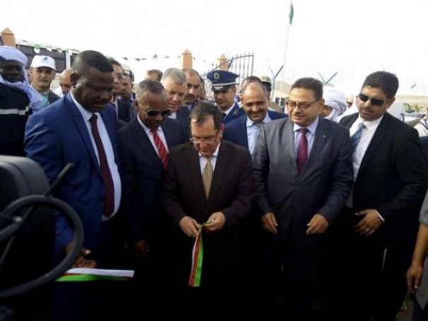 Boutarfa inaugure une centrale solaire à Djanet