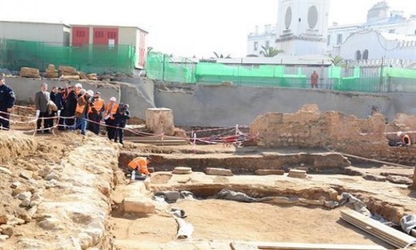 Les découvertes des fouilles archéologiques de la place des martyrs exposées à Alger