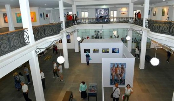 Oran: 4ème biennale méditerranéenne des arts modernes