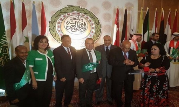 Ligue arabe: l’Algérien Ismail Medjahed décoré de la médaille du « jeune modèle »