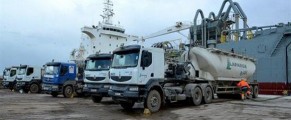 Port d’Arzew: exportation par l’Algérie d’un 1er chargement de ciment gris vers l’Afrique