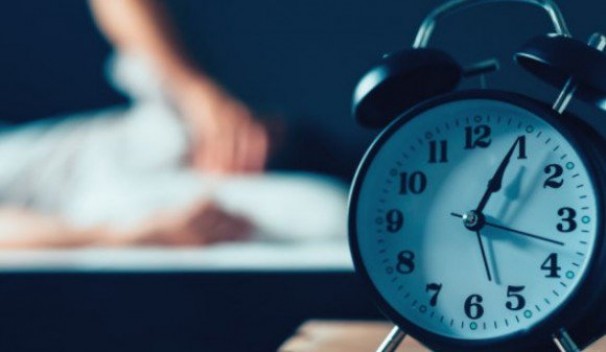 Les personnes qui se couchent tard risquent de mourir plus jeunes (étude)