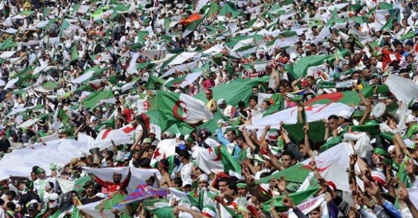 Match Algérie-Palestine : une ambiance fraternelle