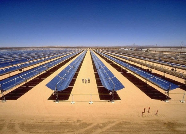 La Russie veut construire des centrales solaires en Algérie