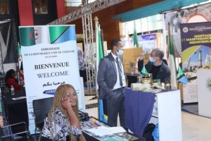 Salon africain des affaires: signature de cinq contrats de partenariat et 25 accords préliminaires